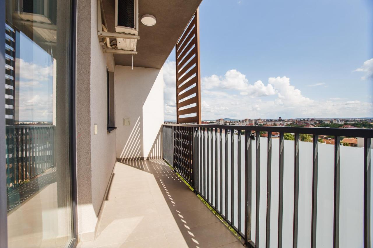 Sunny View 2 Bedroom Central Apartment أرادايا المظهر الخارجي الصورة