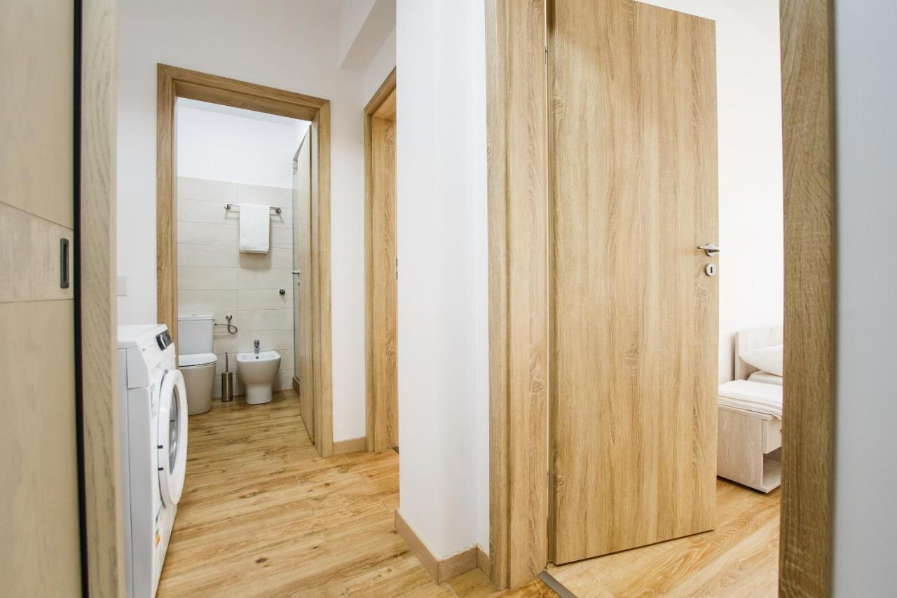 Sunny View 2 Bedroom Central Apartment أرادايا المظهر الخارجي الصورة