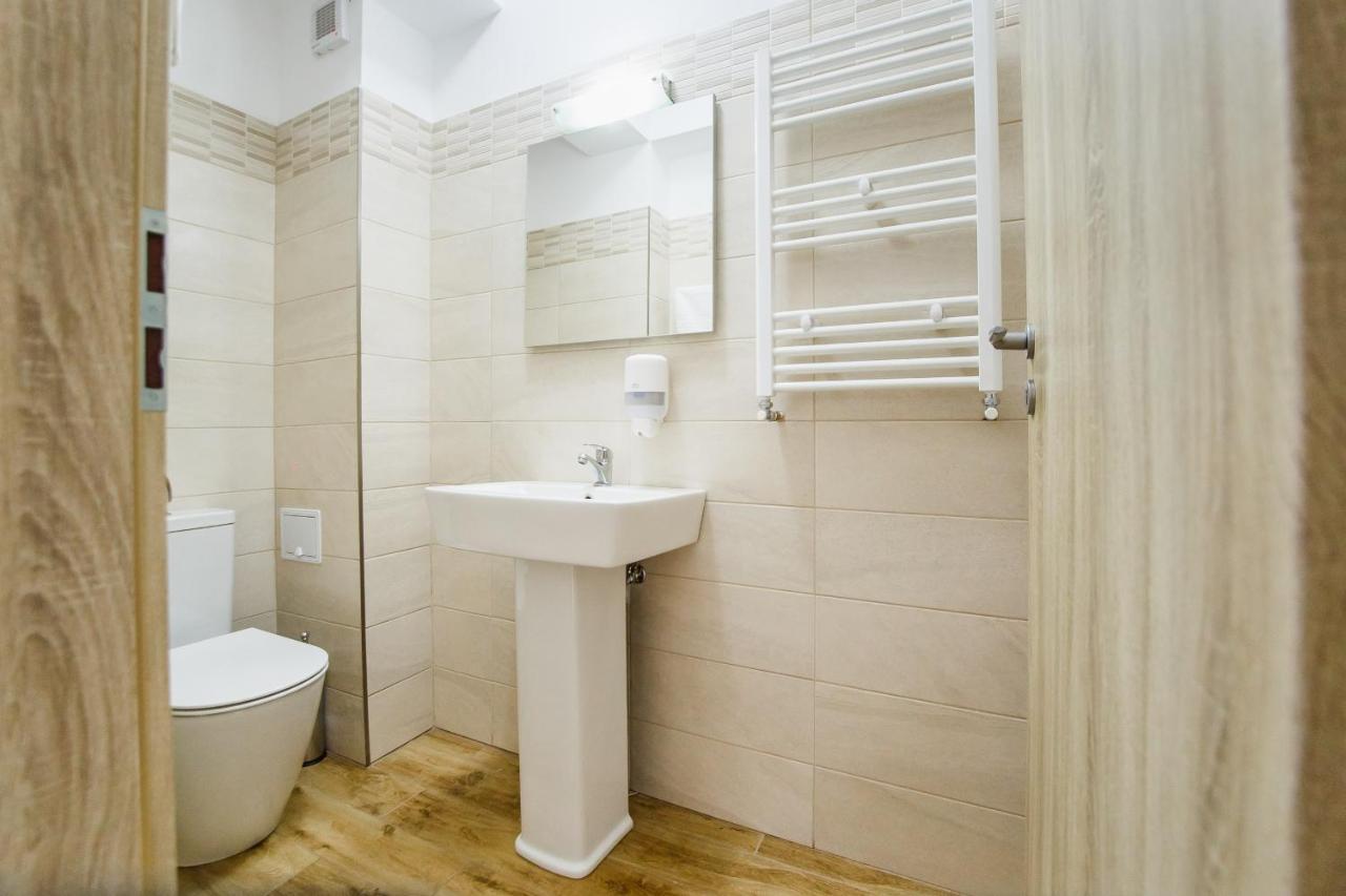 Sunny View 2 Bedroom Central Apartment أرادايا المظهر الخارجي الصورة
