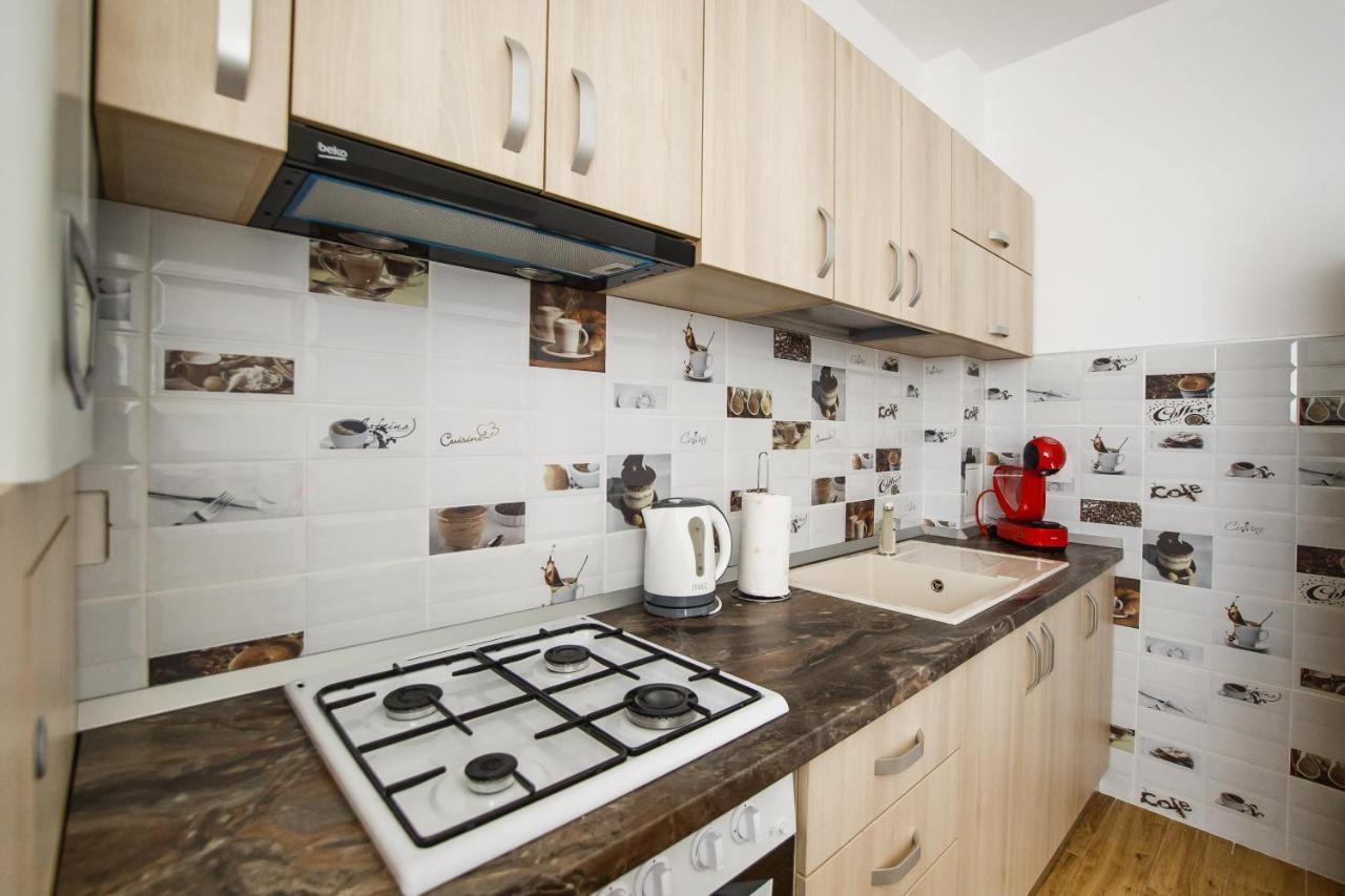 Sunny View 2 Bedroom Central Apartment أرادايا المظهر الخارجي الصورة